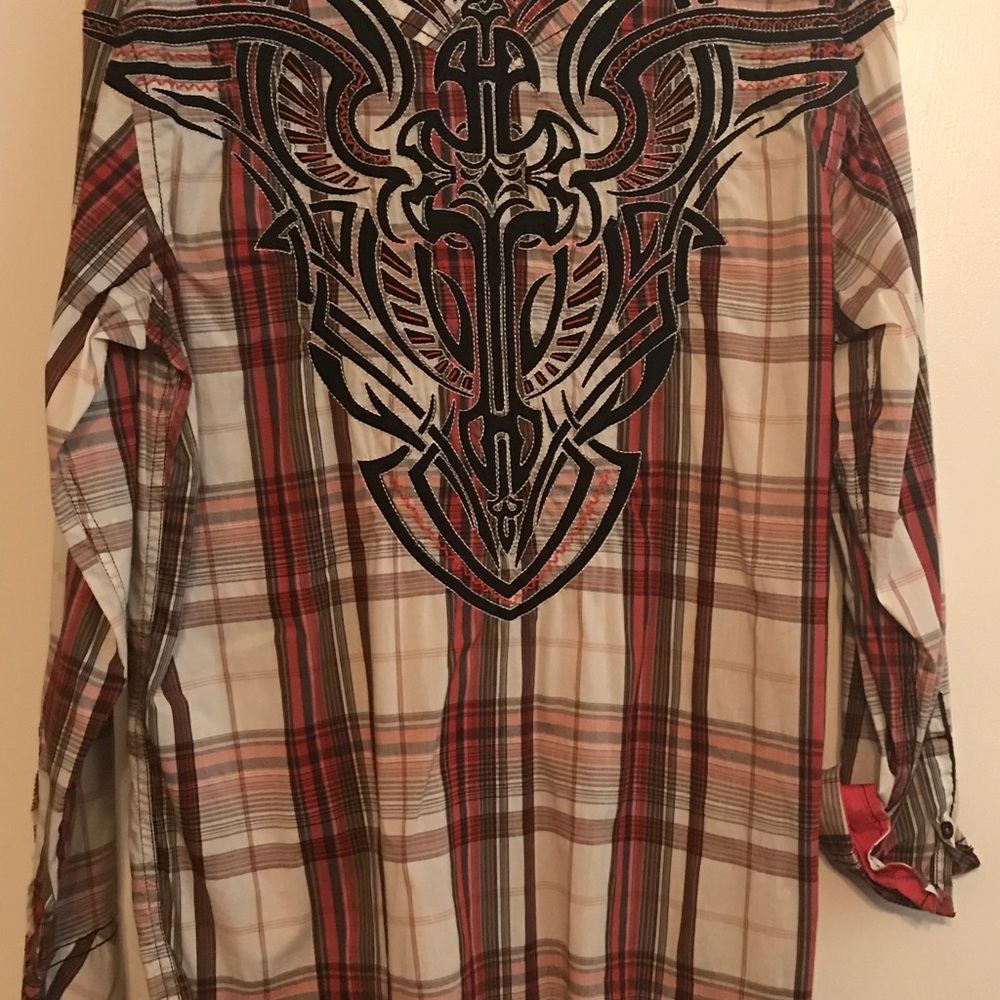 Roar Button Up - Picture 2 of 3